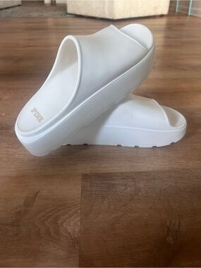 PINK Victoria's Secret White Platform Slide Mules